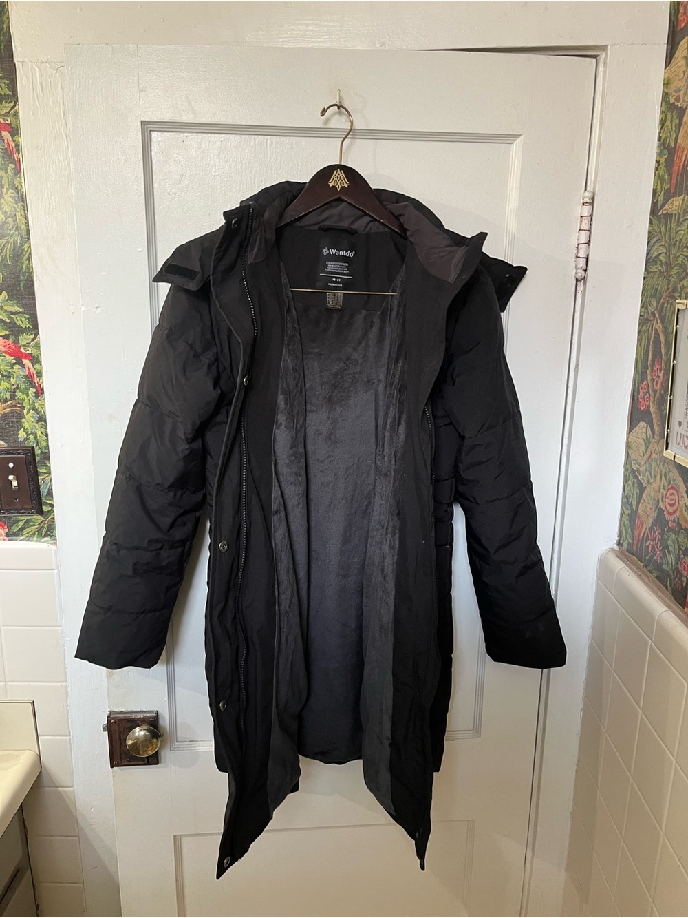 Wantdo Long Winter Parka Jacket Coat Black Youth Size 18/20–EUC